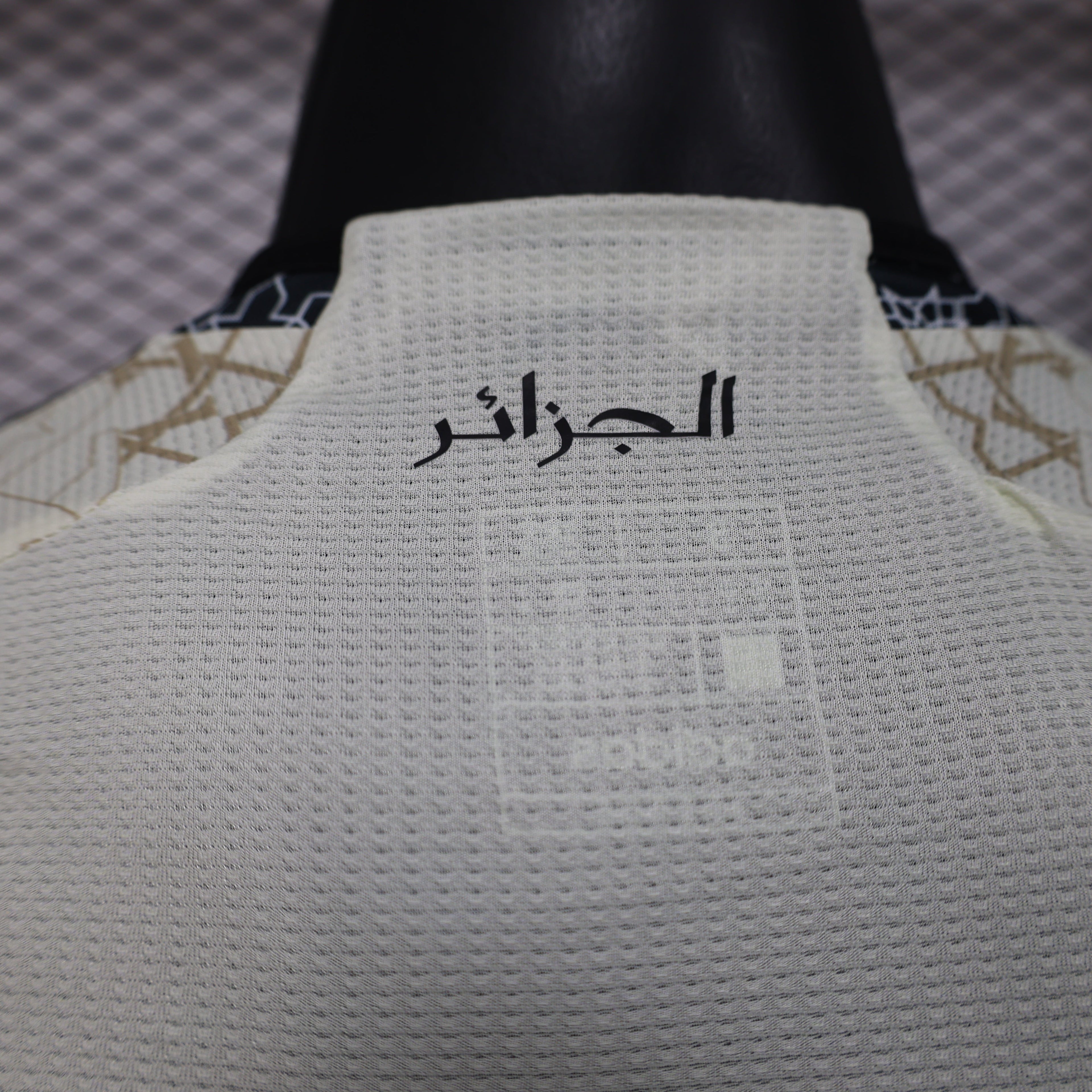 Maillot Concept Algérie 24/25 – Blanc & Noir Rosace