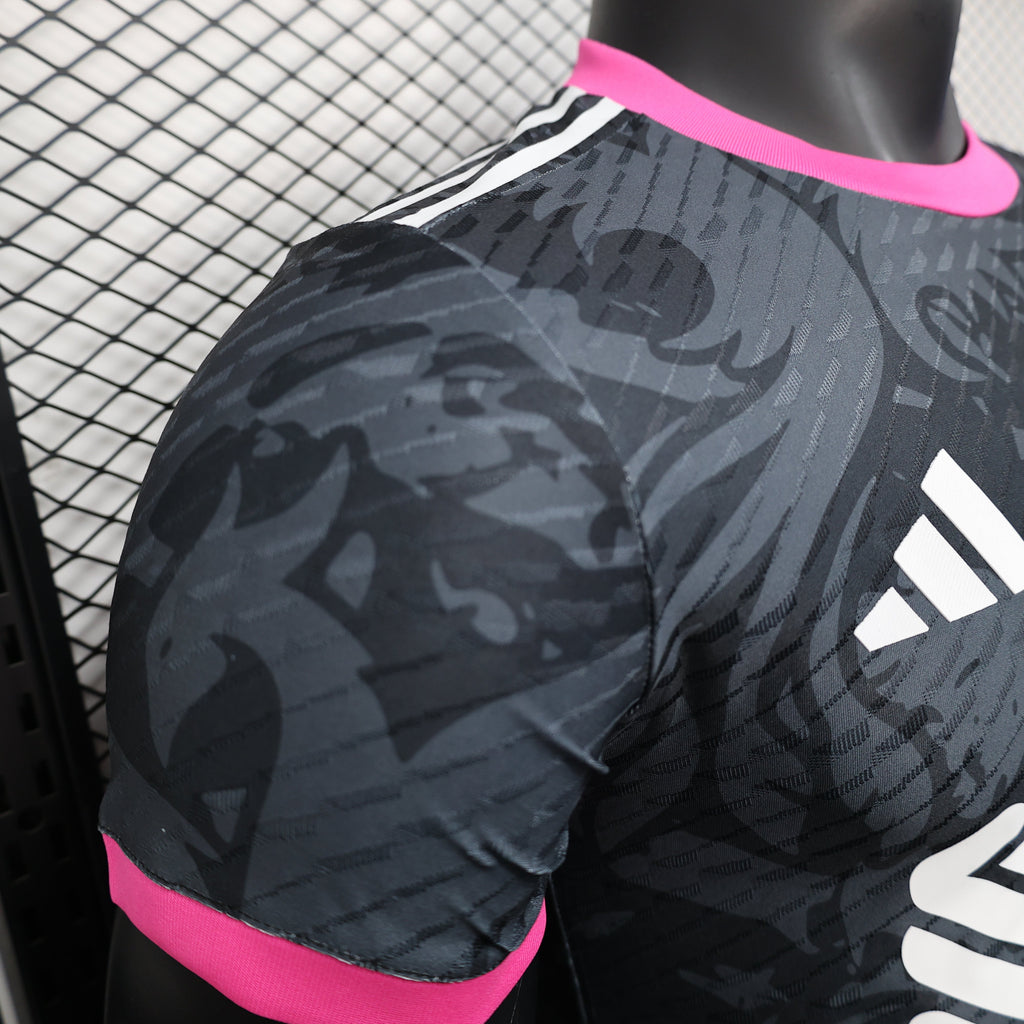 Maillot Liverpool Concept 2025/26 « Shadow Eagle »