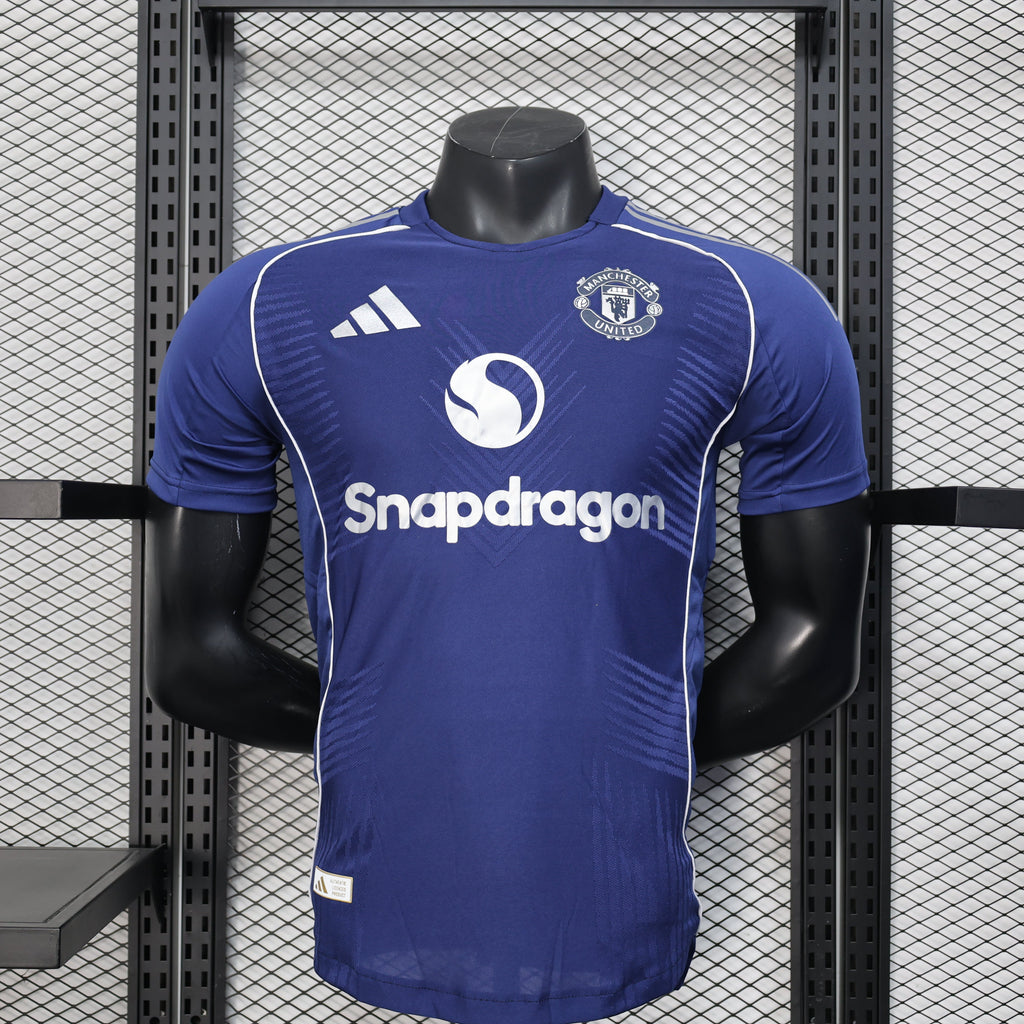 Maillot concept Manchester United 2025/26
