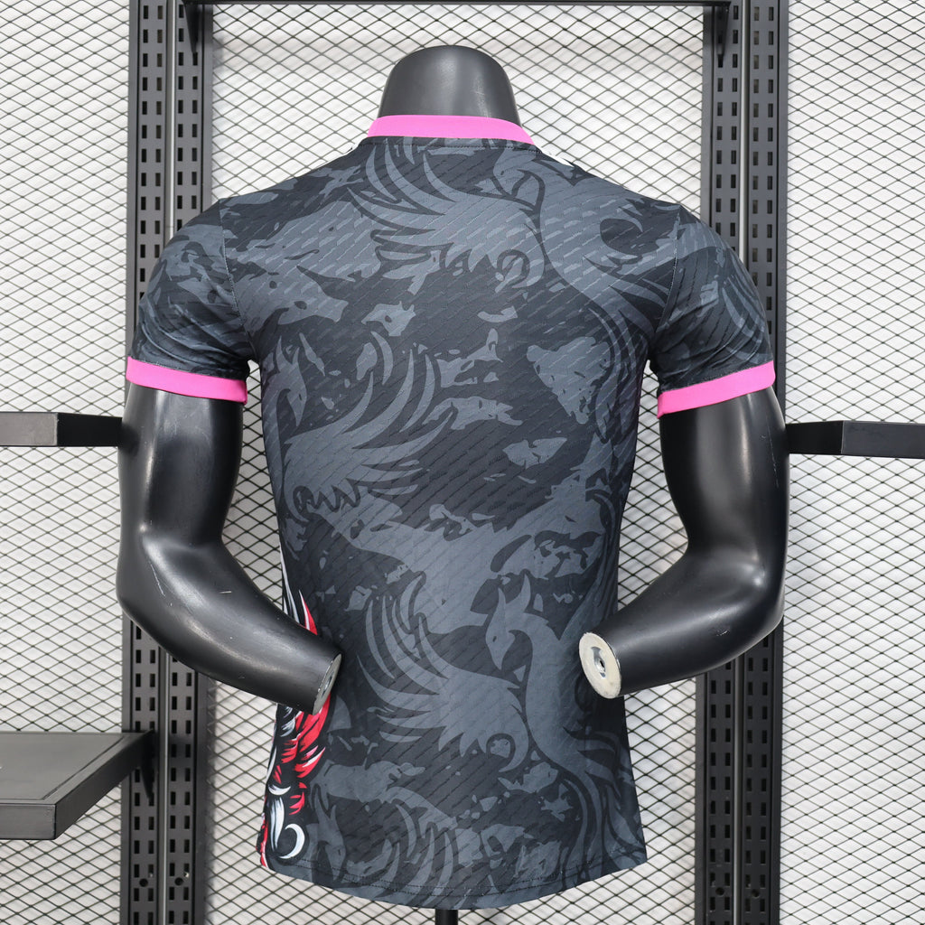 Maillot Liverpool Concept 2025/26 « Shadow Eagle »