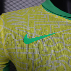 Maillot Officiel de l’Équipe du Brésil – Modèle Domicile à Manches Longues avec Motifs Graphiques