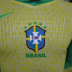 Maillot Officiel de l’Équipe du Brésil – Modèle Domicile à Manches Longues avec Motifs Graphiques